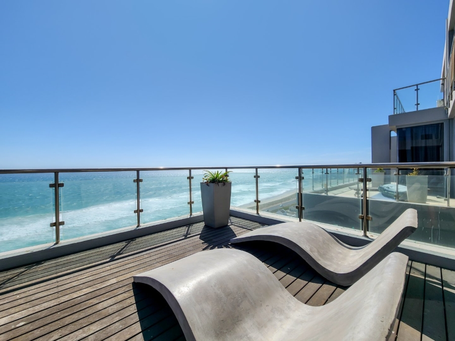 4 Bedroom Property for Sale in Beachfront Western Cape